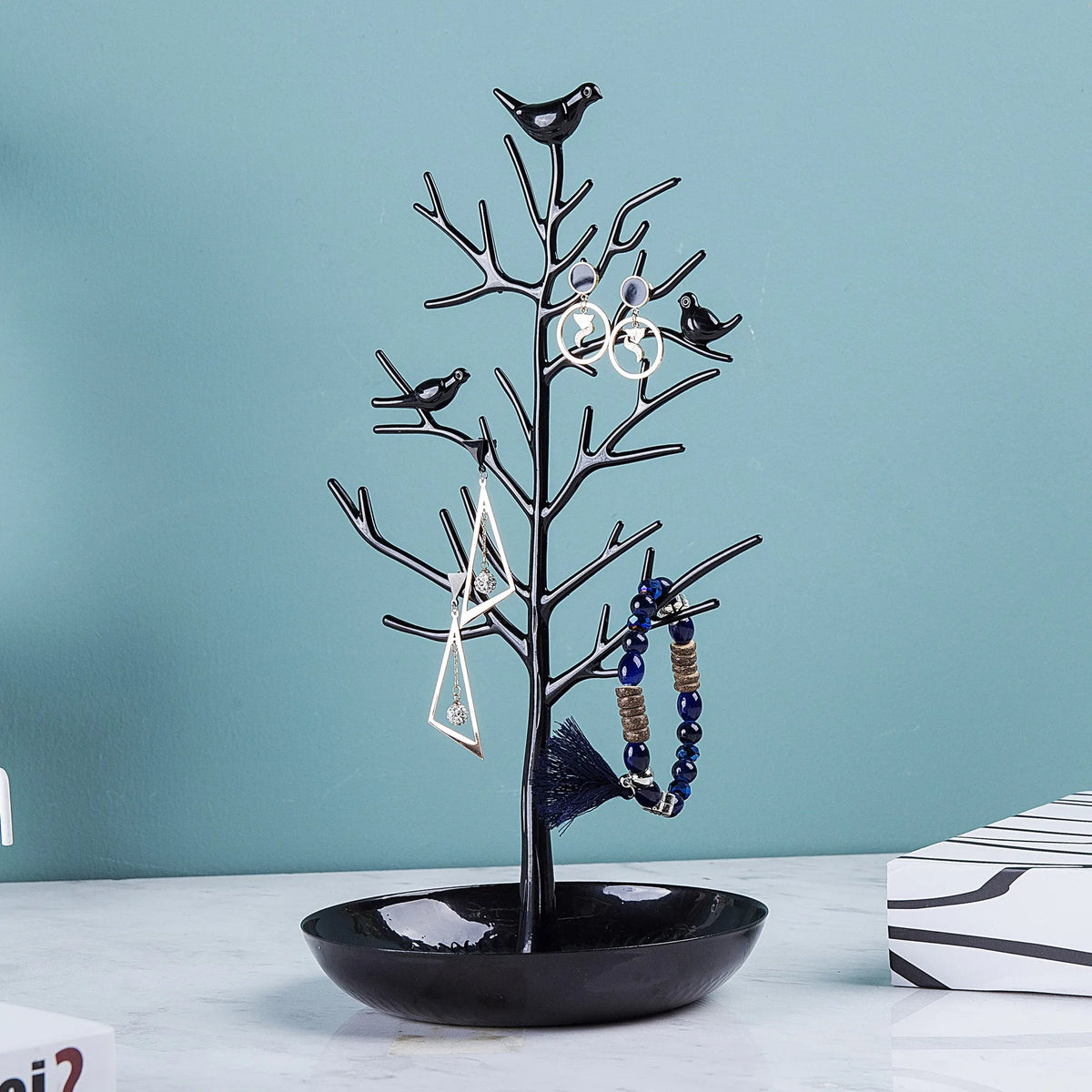 Arbre À Bijoux Avec Oiseaux
