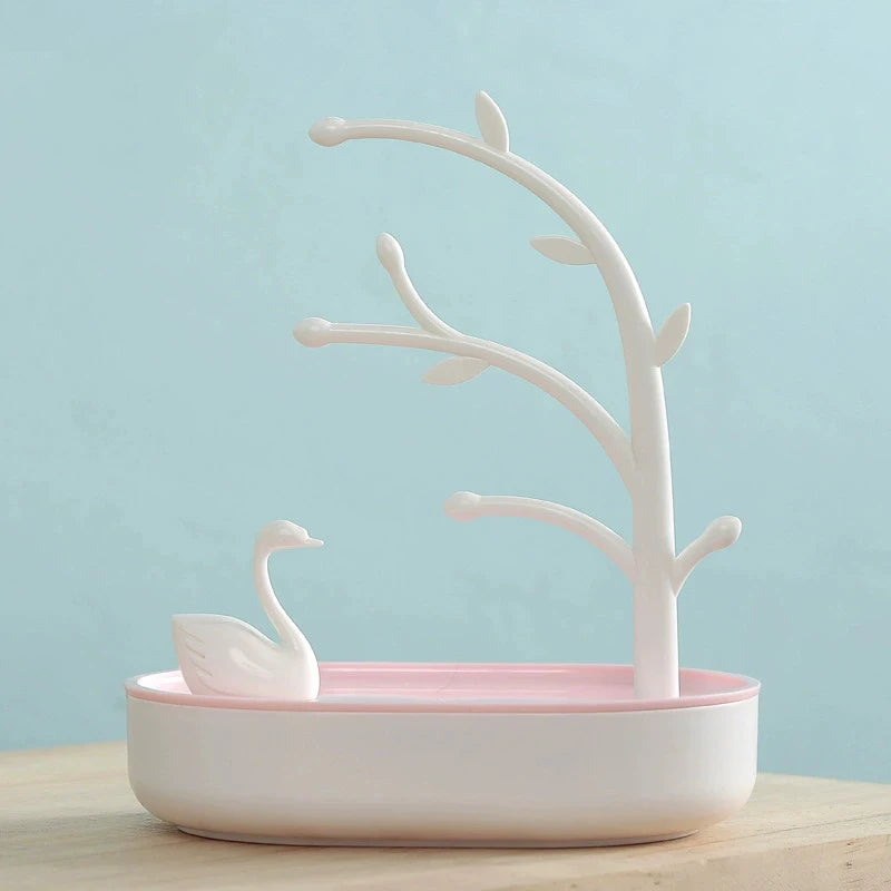 Arbre À Bijoux Avec Cygne